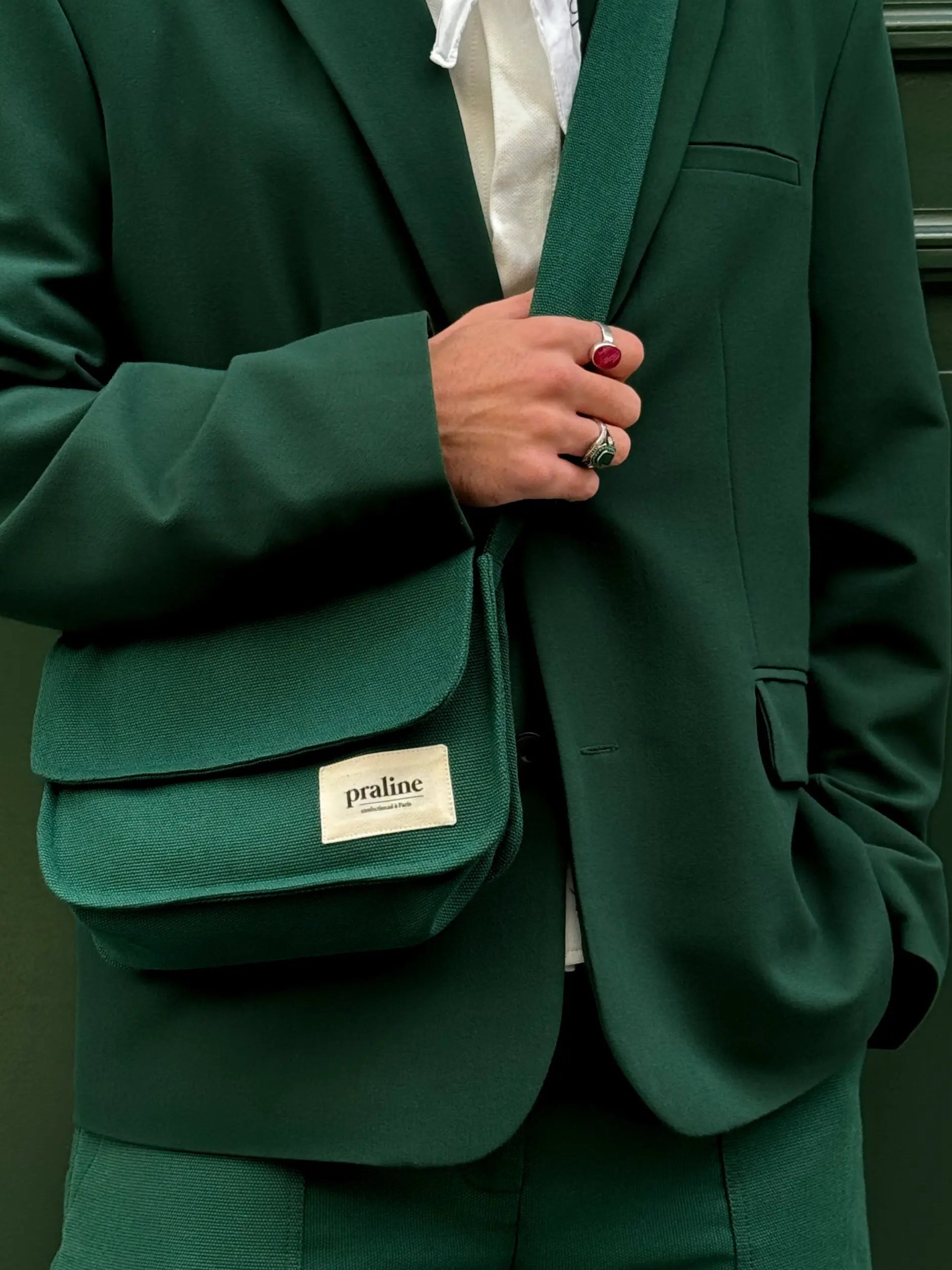 Le Hobo, le sac qui vous suit partout dans votre quotidien