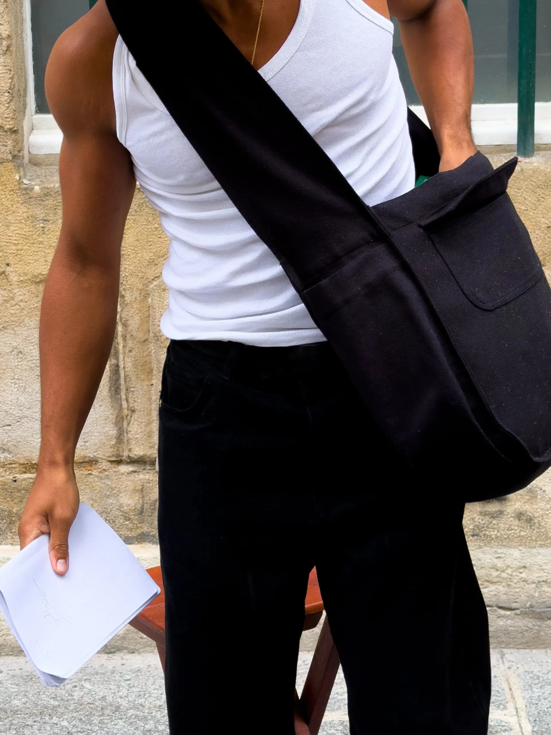 Le Nomad noir, le sac utilitaire par excellence
