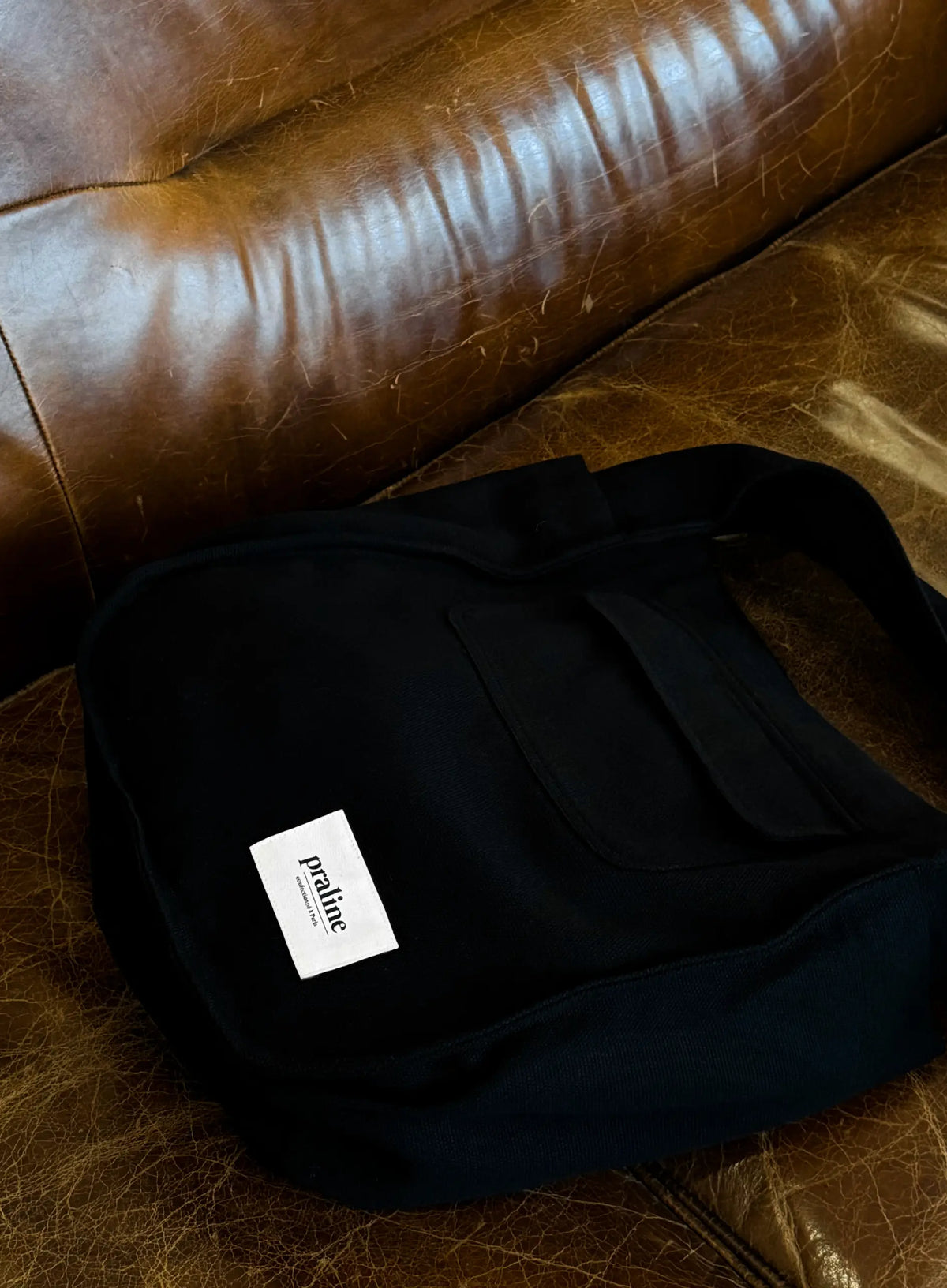 Le Nomad noir, le sac utilitaire par excellence
