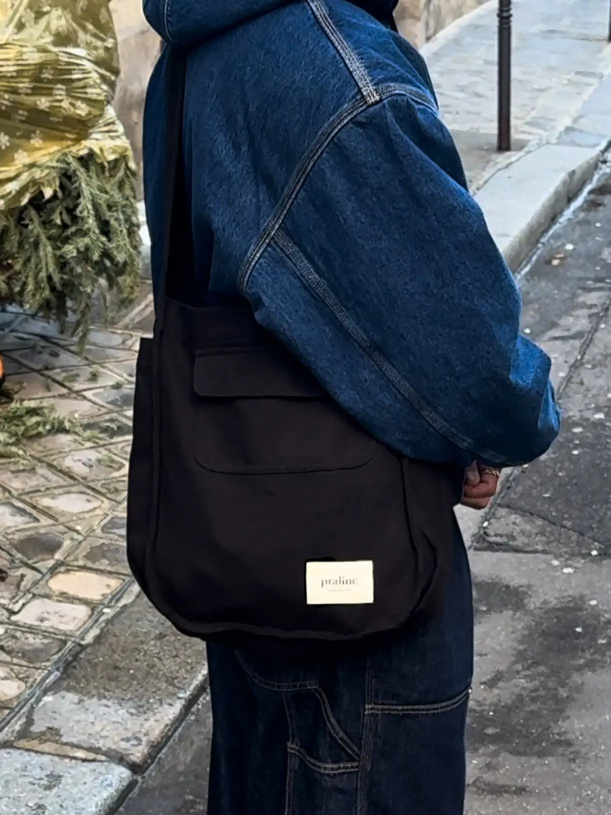 Le Nomad noir, le sac utilitaire par excellence